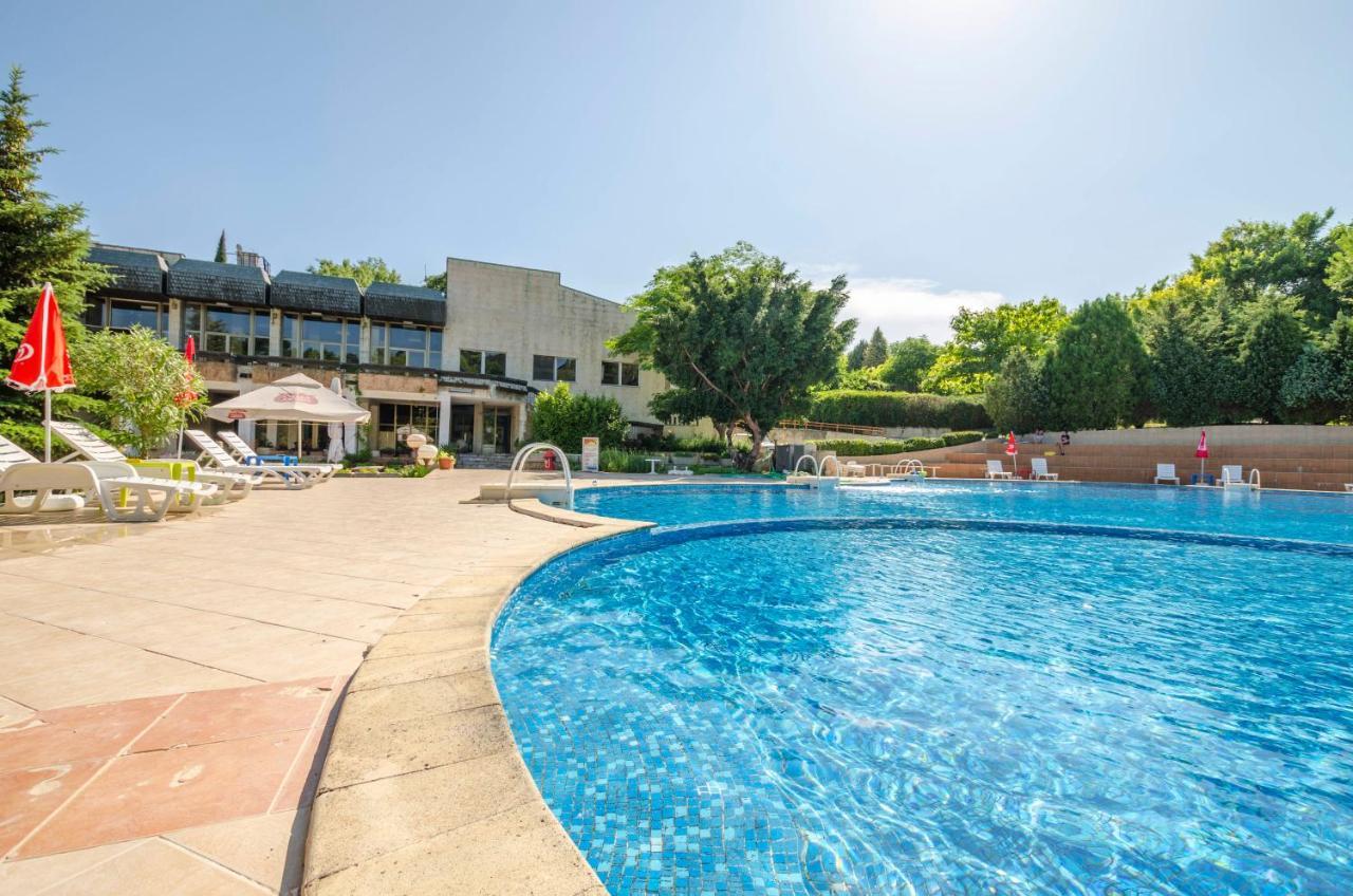 Park Complex Viktoria Hotel Balchik Exterior photo